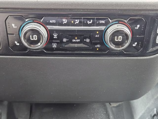 2025 Summit White Chevrolet Silverado 1500 LT 4X4 Truck
