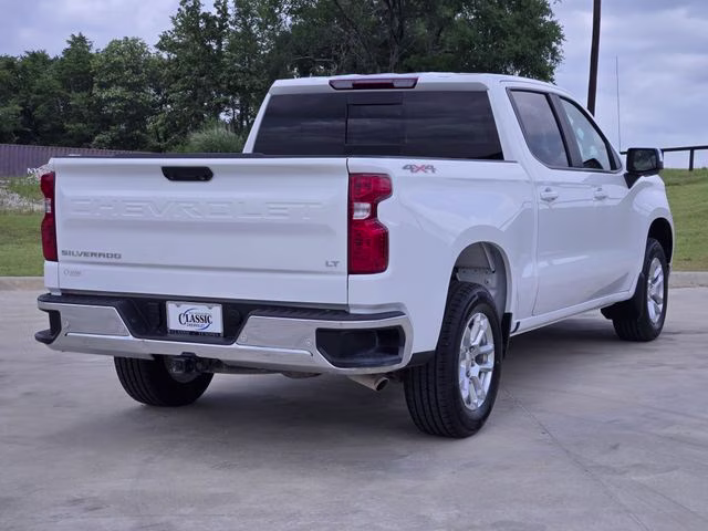 2025 Summit White Chevrolet Silverado 1500 LT 4X4 Truck