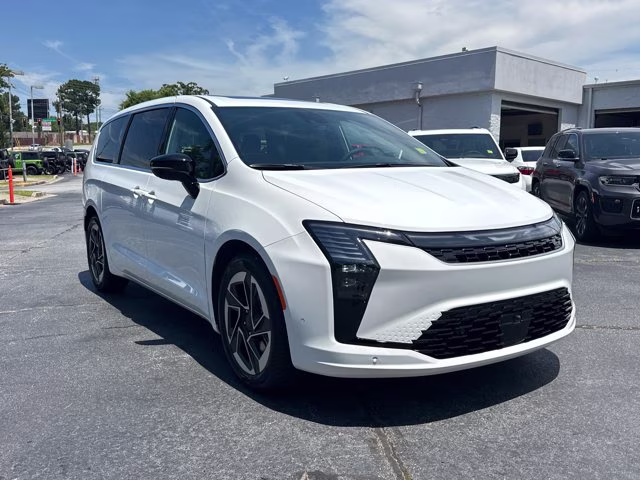 2027 Bright White Clearcoat Chrysler Pacifica Limited FWD Van