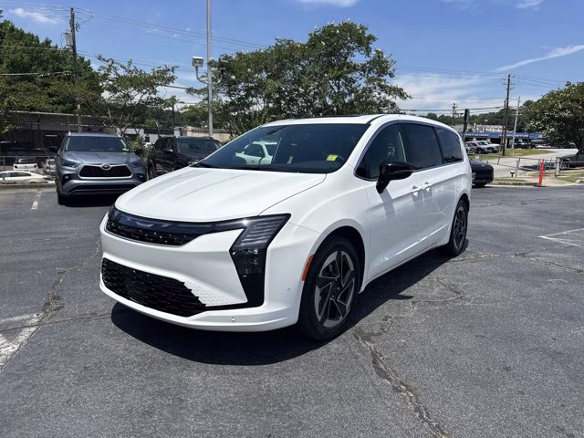 2027 Bright White Clearcoat Chrysler Pacifica Limited FWD Van