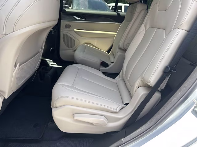 2026 Bright White Clearcoat Jeep Grand Cherokee L Limited 4X4 SUV