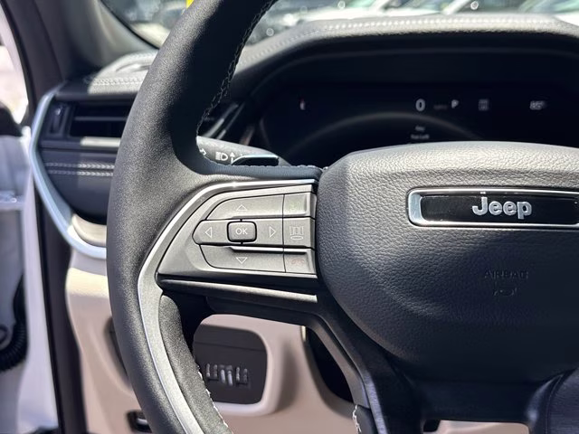 2026 Bright White Clearcoat Jeep Grand Cherokee L Limited 4X4 SUV