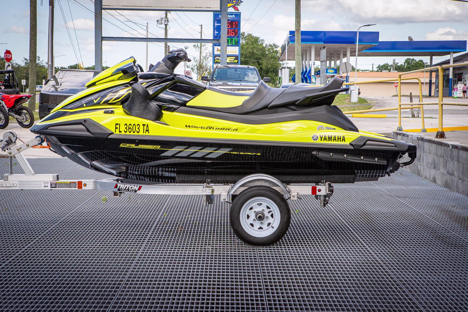 2021 Lime Yellow Yamaha VX Cruiser HO with Audio Personal Watercraft