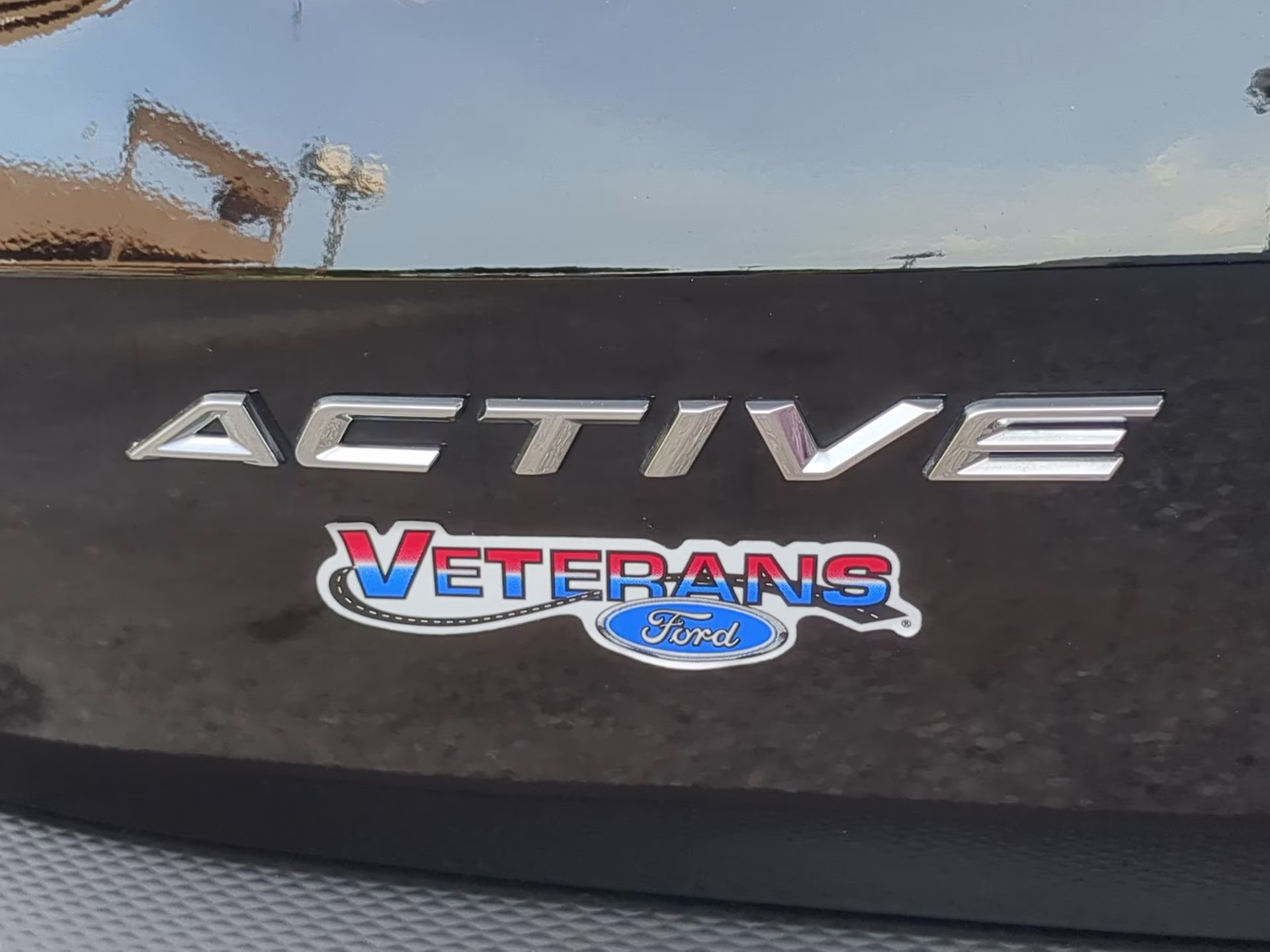 2023 Agate Black Metallic Ford Escape Active FWD SUV