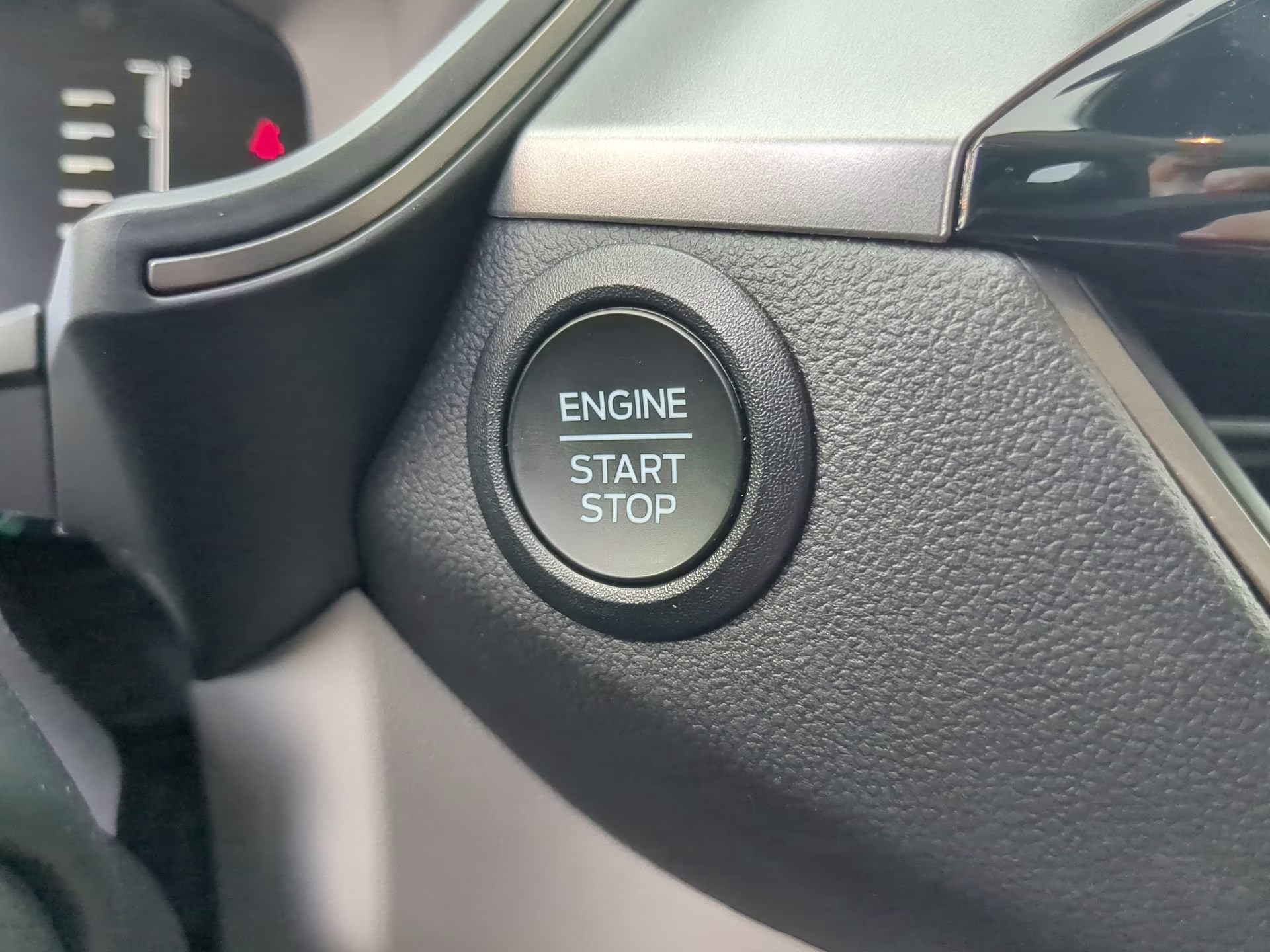 2023 Agate Black Metallic Ford Escape Active FWD SUV