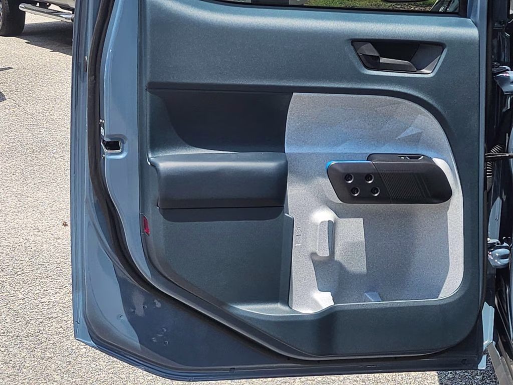 2026 Azure Gray Metallic Tri-Coat Ford Maverick XLT FWD Truck