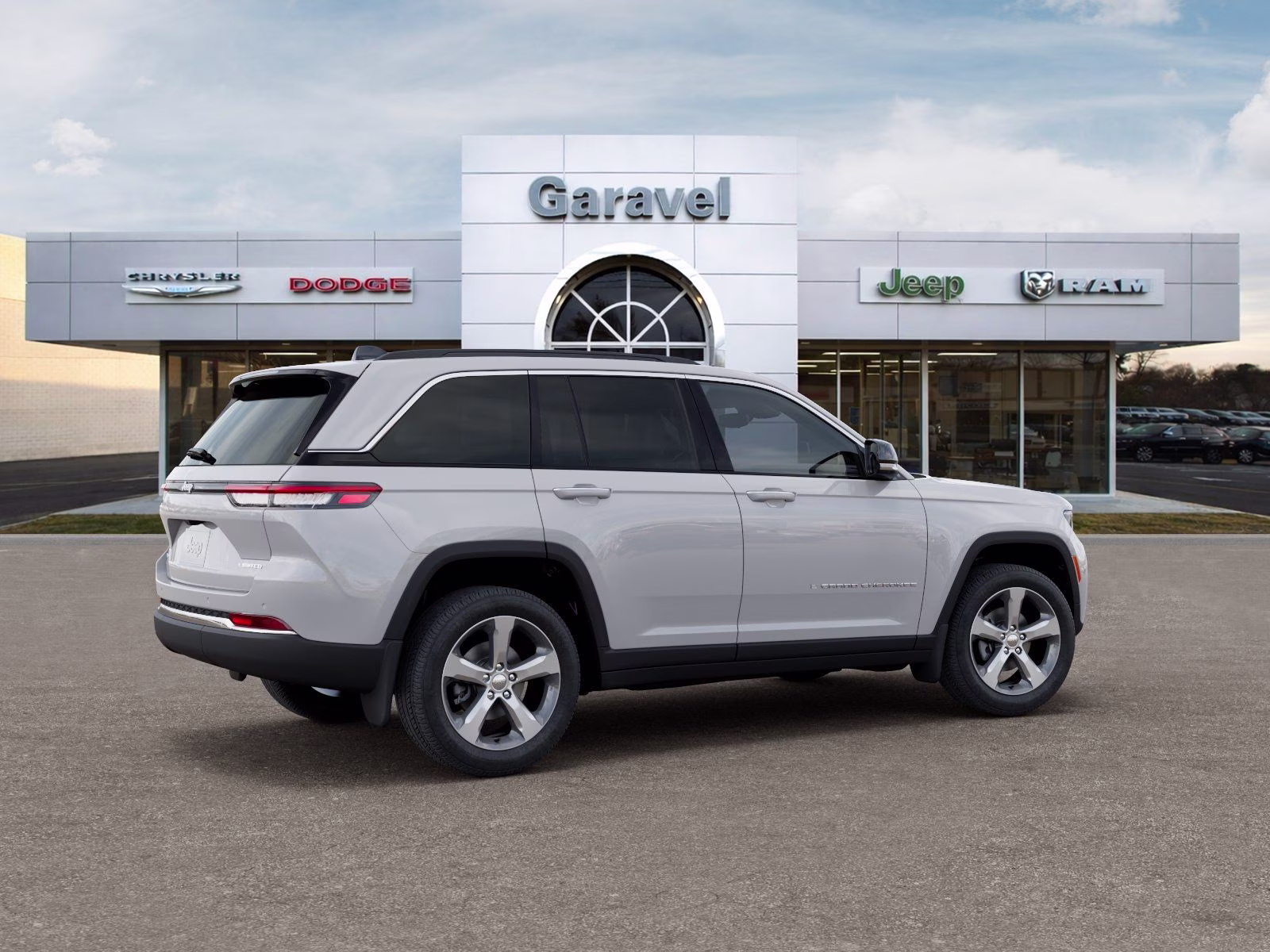 2026 Bright White Clearcoat Jeep Grand Cherokee Limited 4X4 SUV