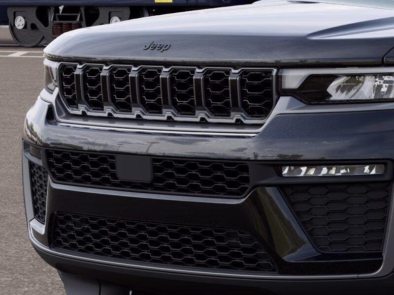 2026 Diamond Black Crystal Pearl Coat Jeep Grand Cherokee L Grand Cherokee Limited 4x4 SUV