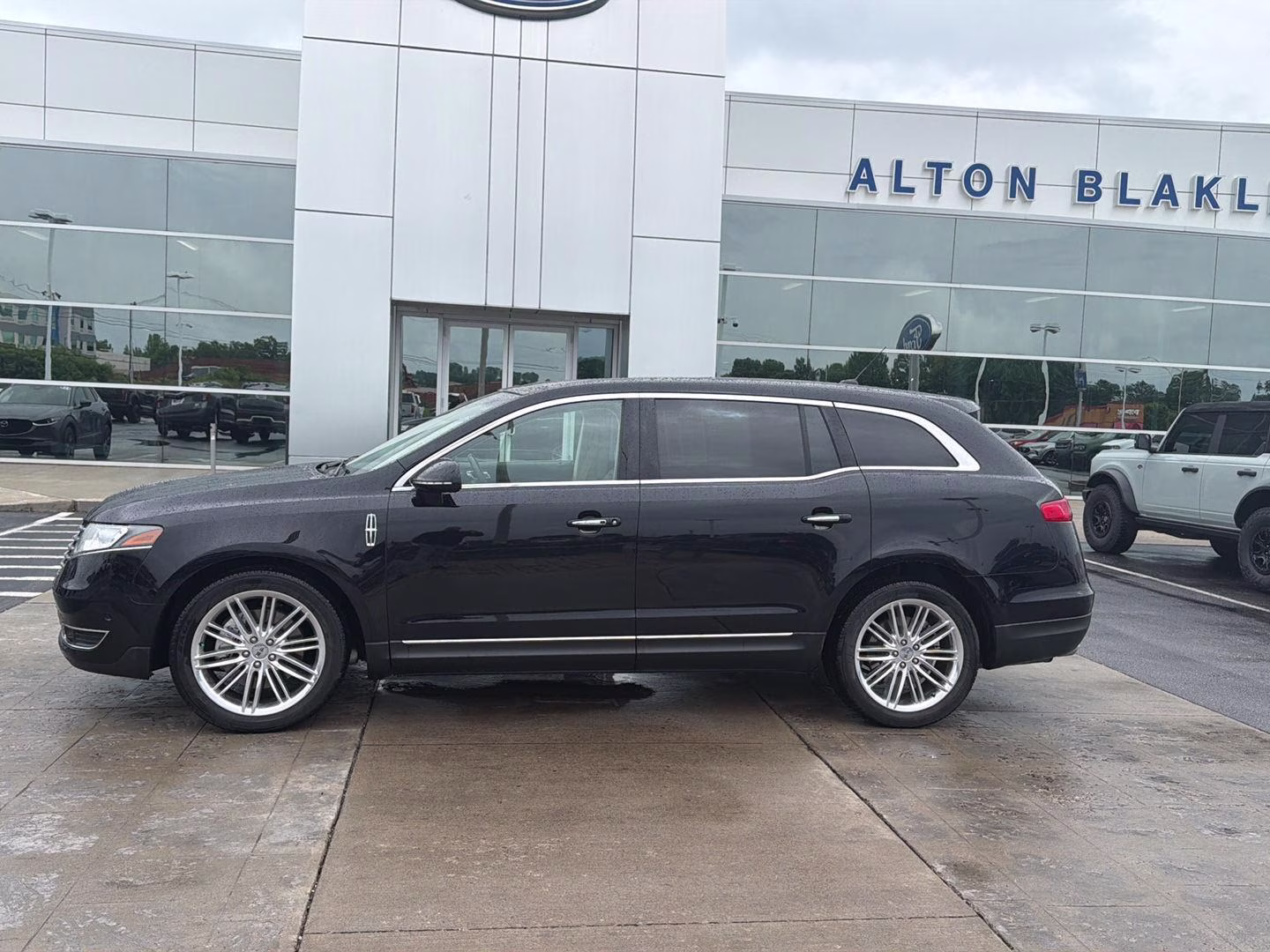 2019 Lincoln MKT Reserve AWD SUV
