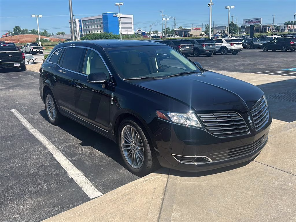 2019 Lincoln MKT Reserve AWD SUV