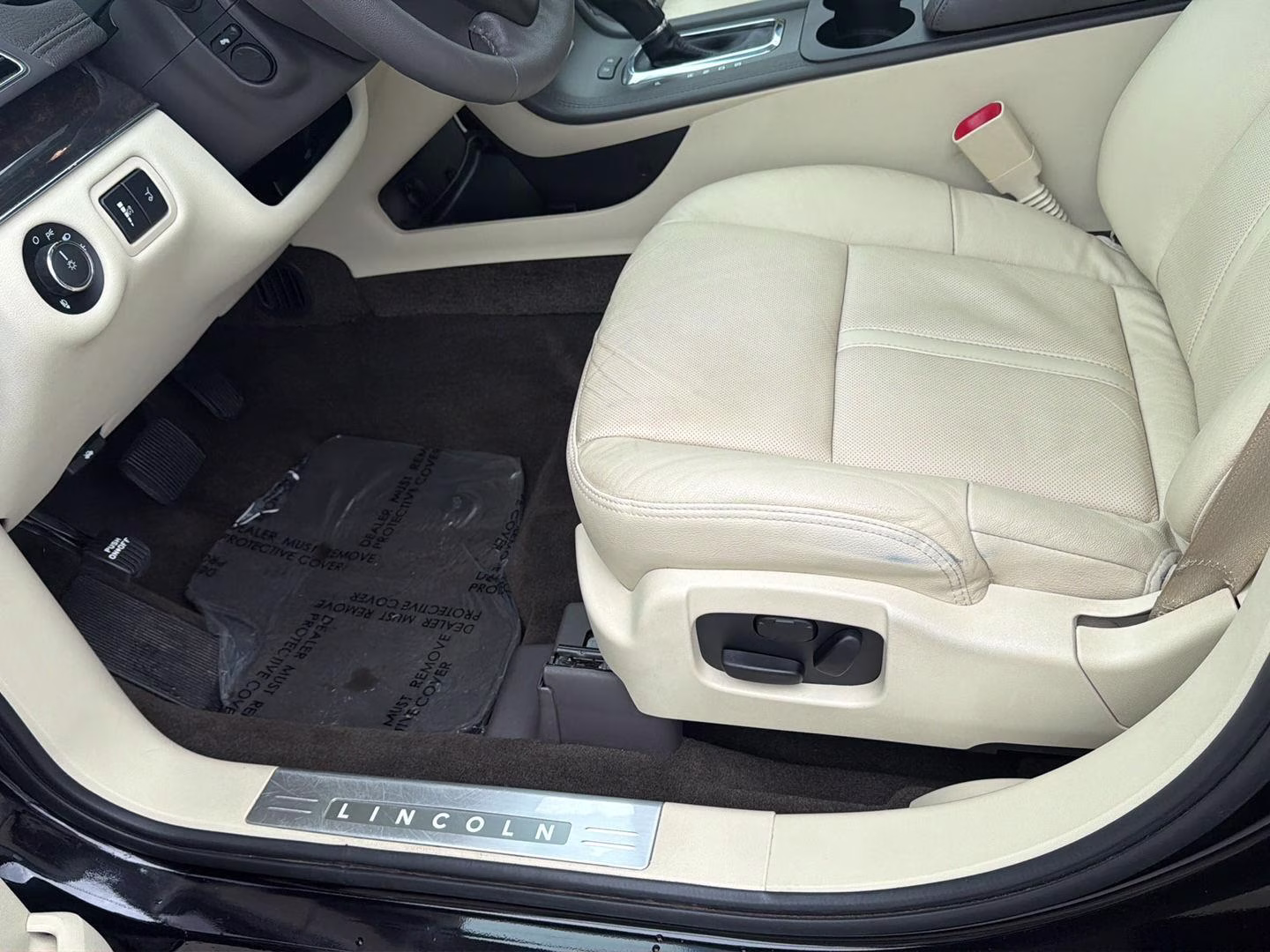 2019 Lincoln MKT Reserve AWD SUV