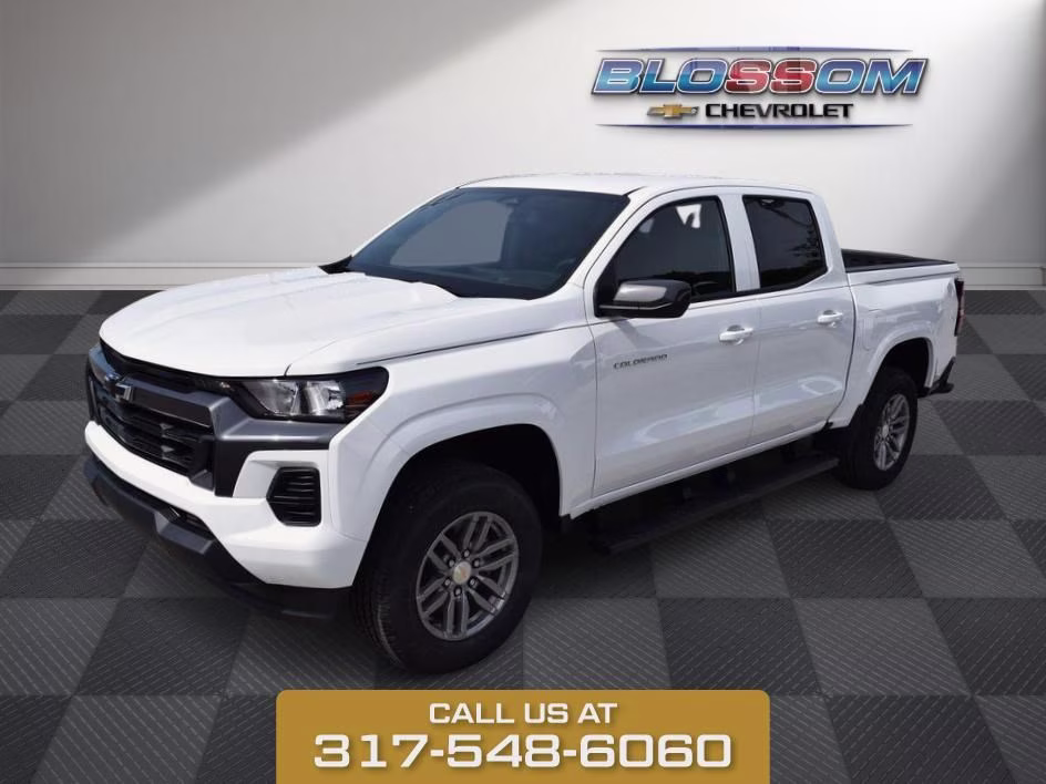 2026 Summit White Chevrolet Colorado LT RWD Truck