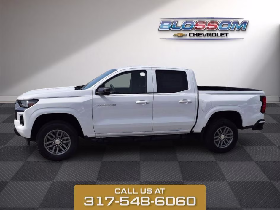 2026 Summit White Chevrolet Colorado LT RWD Truck