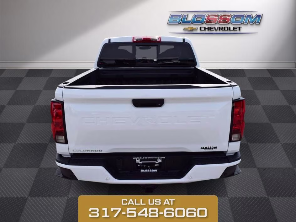 2026 Summit White Chevrolet Colorado LT RWD Truck