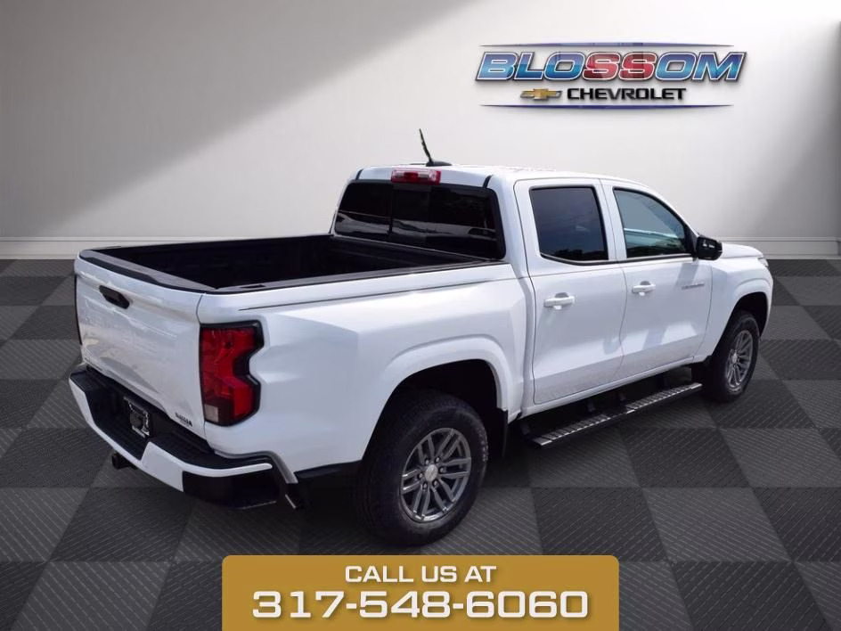 2026 Summit White Chevrolet Colorado LT RWD Truck