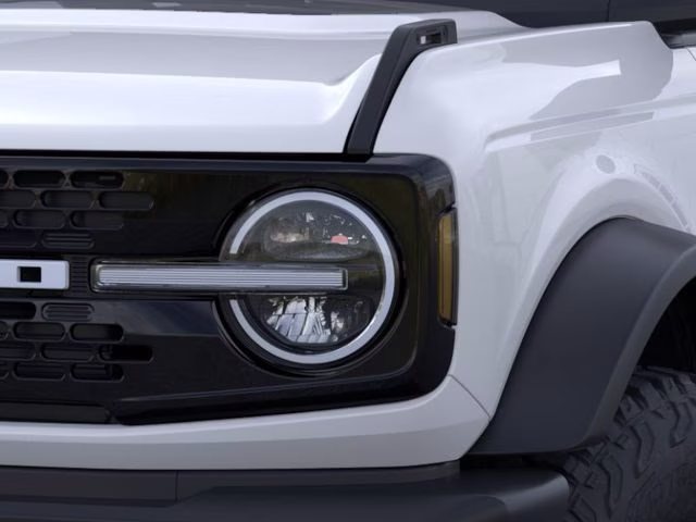 2026 Oxford White Ford Bronco Outer Banks 4X4 SUV