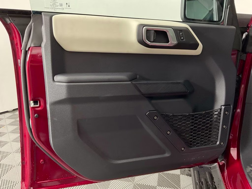 2026 Ruby Red Metallic Ford Bronco Outer Banks 4X4 SUV