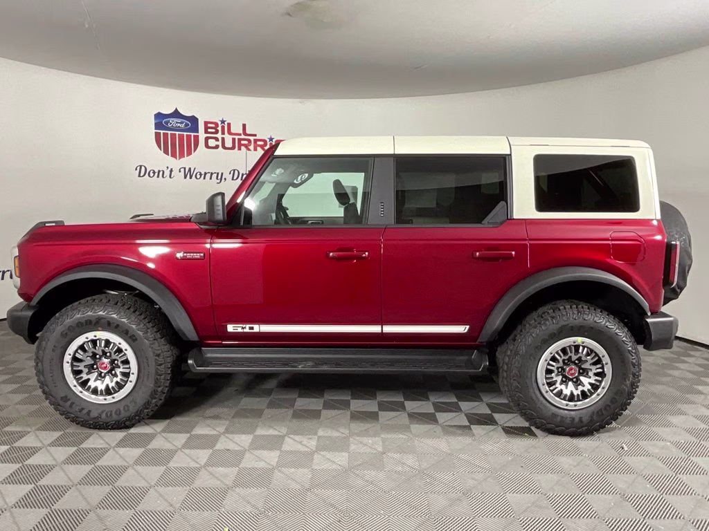 2026 Ruby Red Metallic Ford Bronco Outer Banks 4X4 SUV