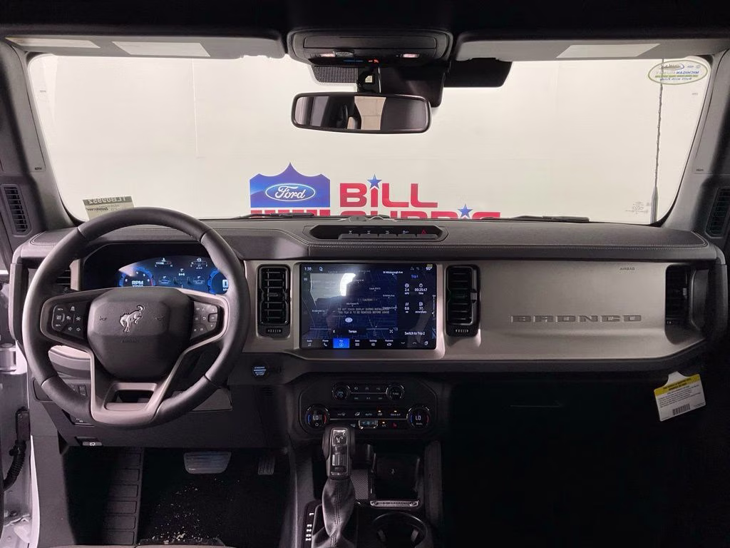 2026 Oxford White Ford Bronco Outer Banks 4X4 SUV