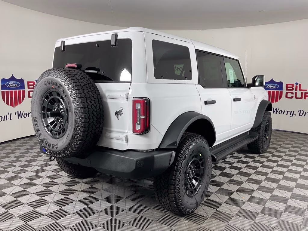 2026 Oxford White Ford Bronco Outer Banks 4X4 SUV