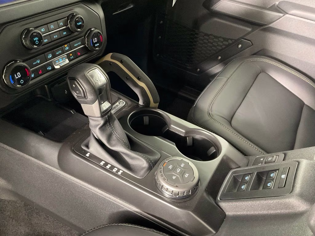 2026 Desert Sand Ford Bronco Badlands 4X4 SUV