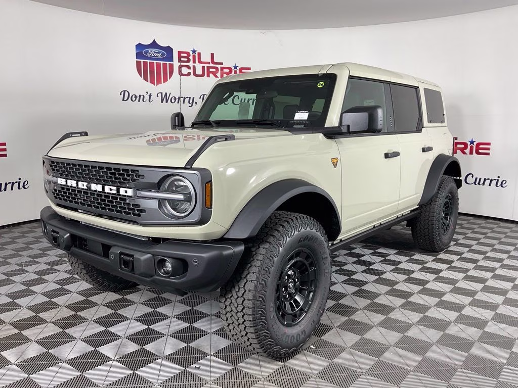 2026 Desert Sand Ford Bronco Badlands 4X4 SUV
