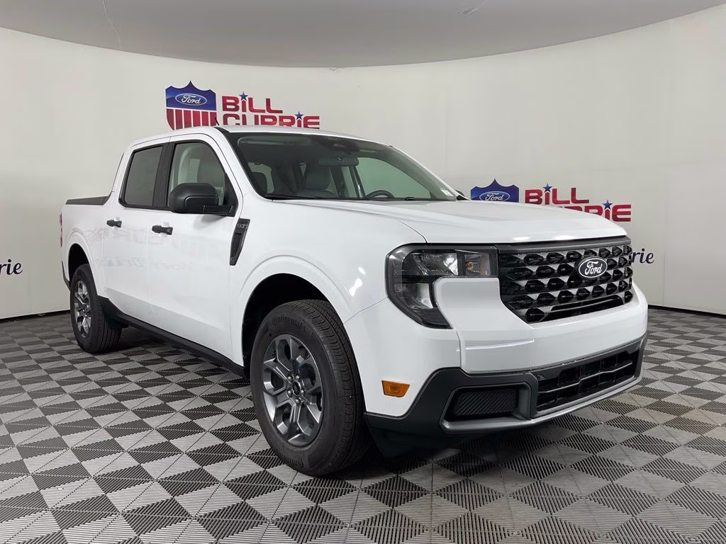 2026 Oxford White Ford Maverick XLT FWD Truck