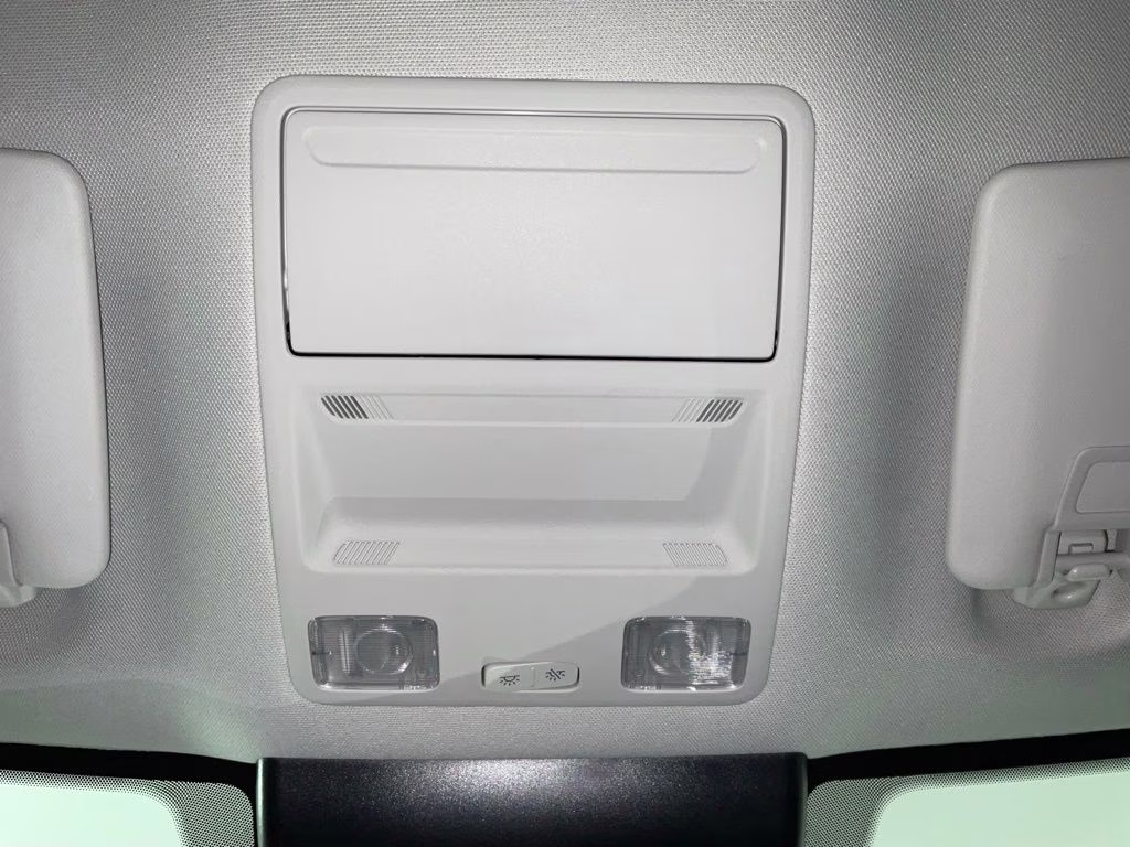 2026 Oxford White Ford Maverick XLT FWD Truck