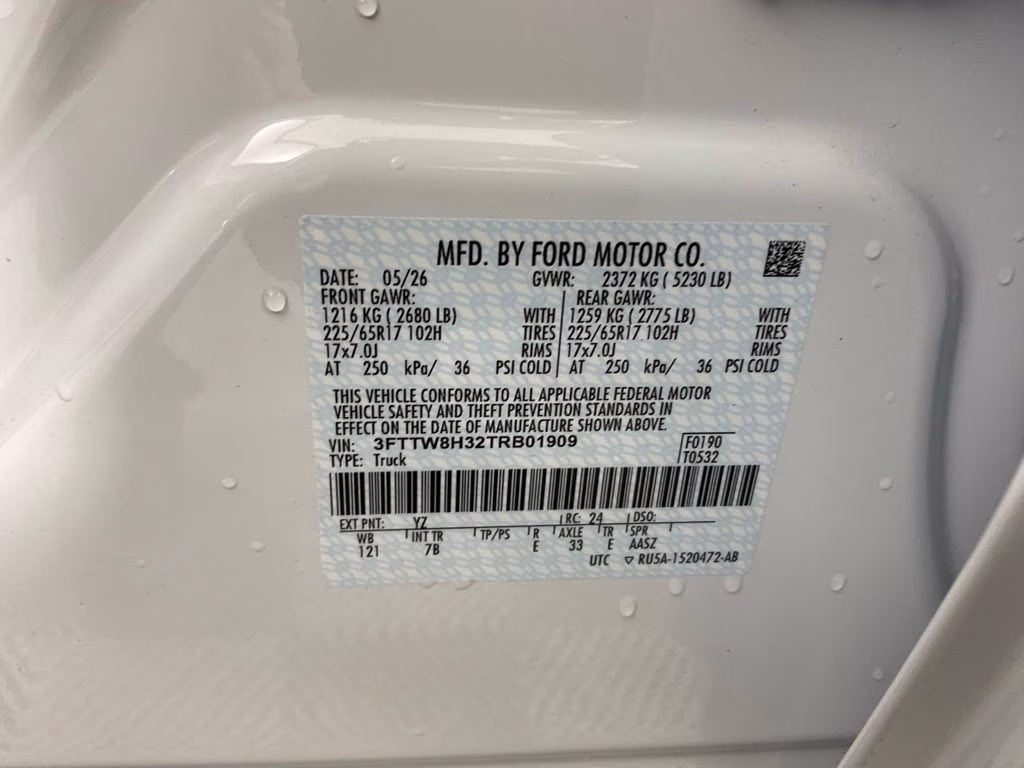 2026 Oxford White Ford Maverick XLT FWD Truck