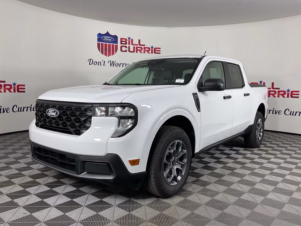 2026 Oxford White Ford Maverick XLT FWD Truck