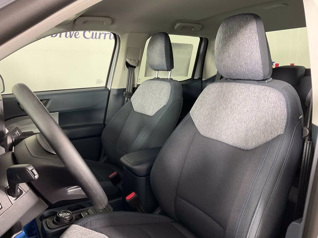 2026 White Metallic Ford Maverick XLT FWD Truck