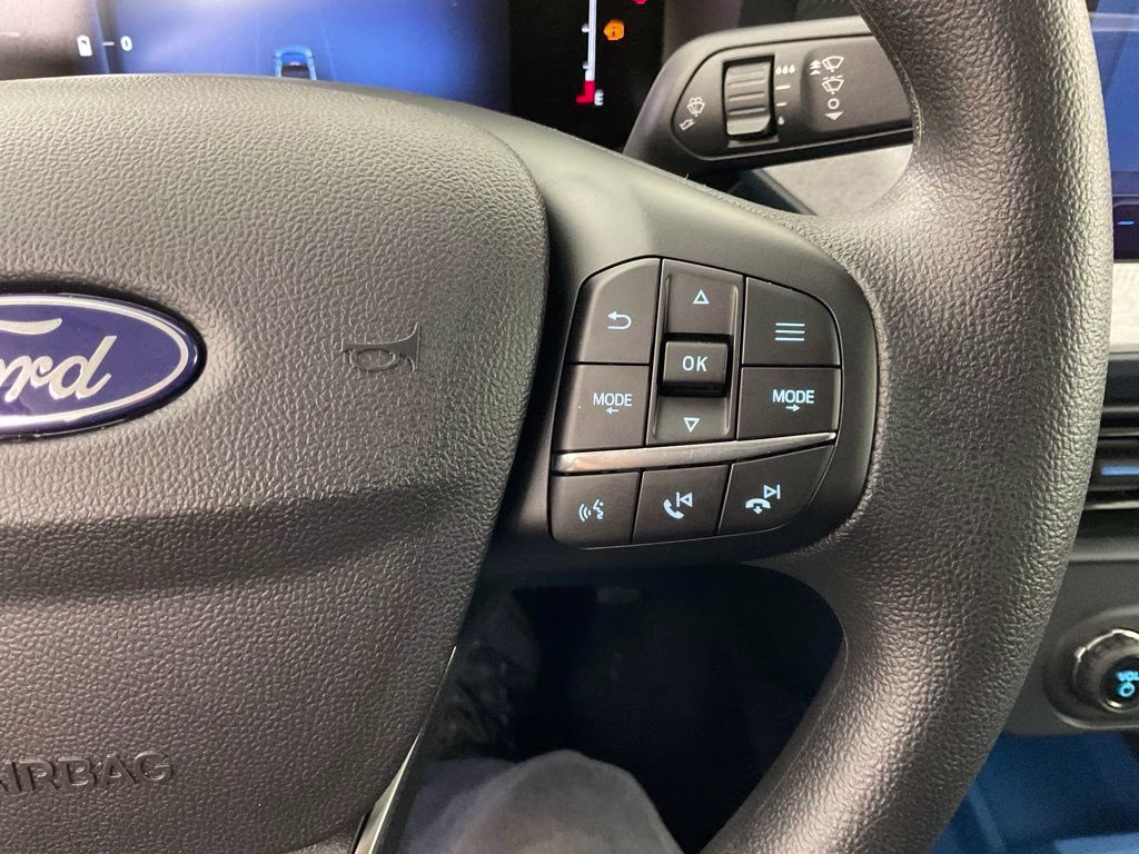 2026 White Metallic Ford Maverick XLT FWD Truck