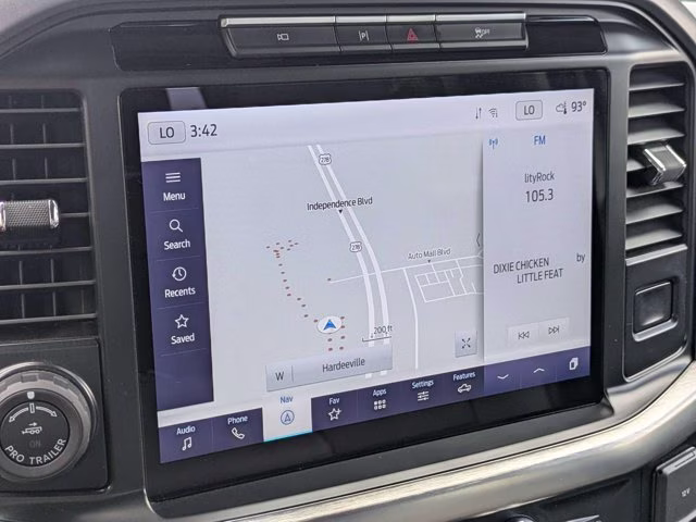 2023 Oxford White Ford F-150 LARIAT 4X4 Truck
