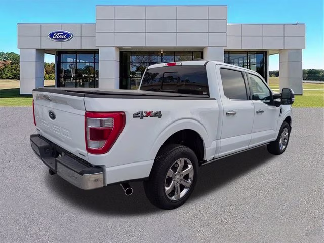2023 Oxford White Ford F-150 LARIAT 4X4 Truck