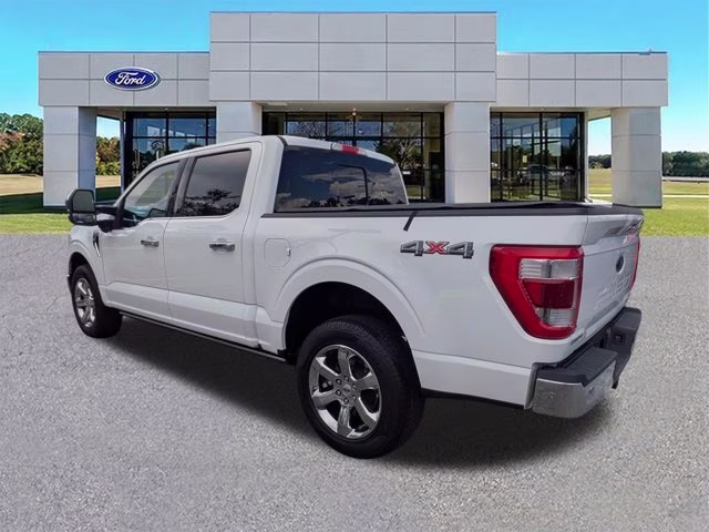 2023 Oxford White Ford F-150 LARIAT 4X4 Truck