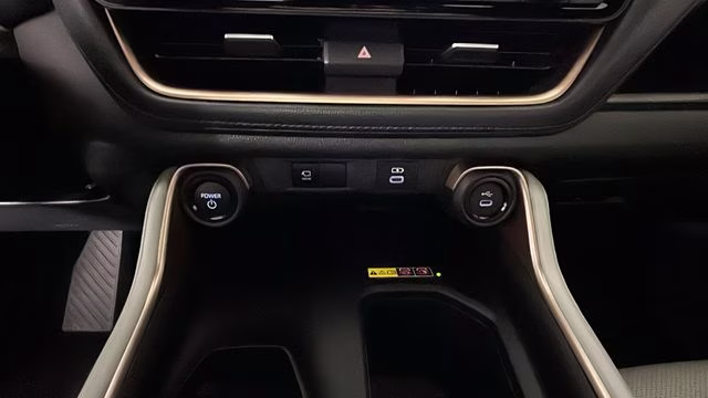 2025 White Toyota Grand Highlander Hybrid MAX Platinum AWD SUV