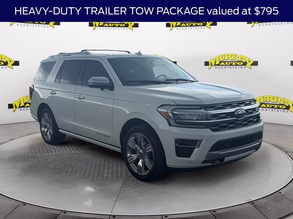 2023 White Metallic Ford Expedition Platinum 4X4 SUV
