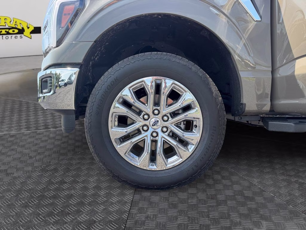 2026 Gray Ford F-150 Lariat 4X4 Truck