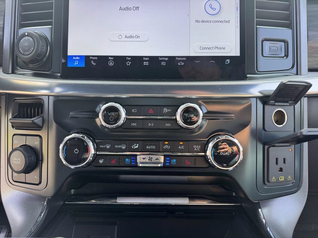 2026 Gray Ford F-150 Lariat 4X4 Truck