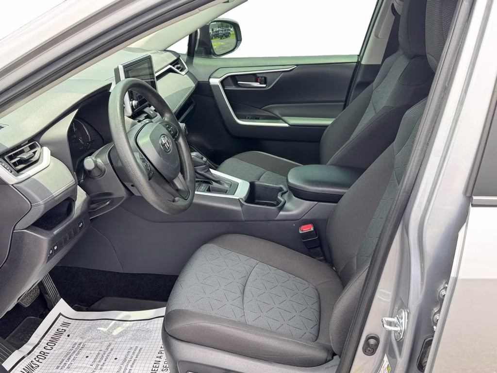 2025 Silver Sky Metallic Toyota RAV4 XLE FWD SUV