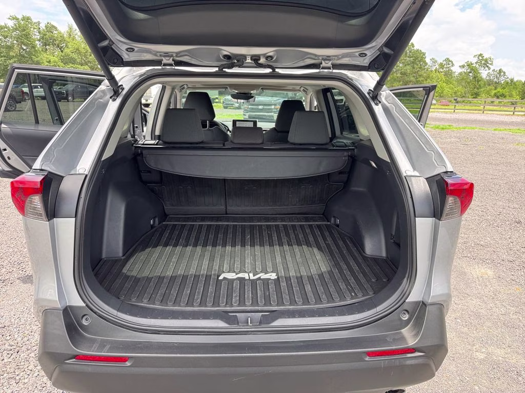 2025 Silver Sky Metallic Toyota RAV4 XLE FWD SUV