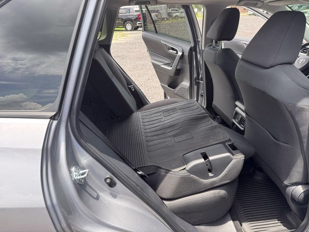 2025 Silver Sky Metallic Toyota RAV4 XLE FWD SUV