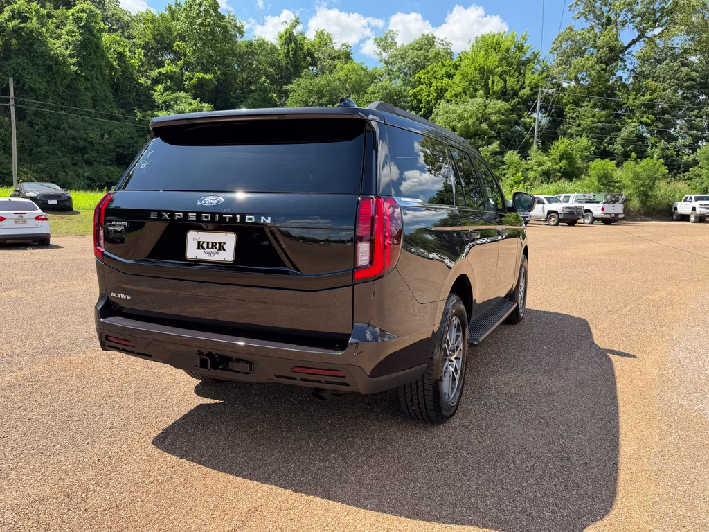 2026 Dark Matter Gray Metallic Ford Expedition Active RWD SUV