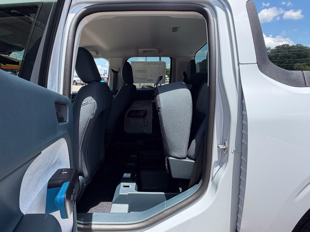 2026 Space White Metallic Ford Maverick XLT FWD Truck