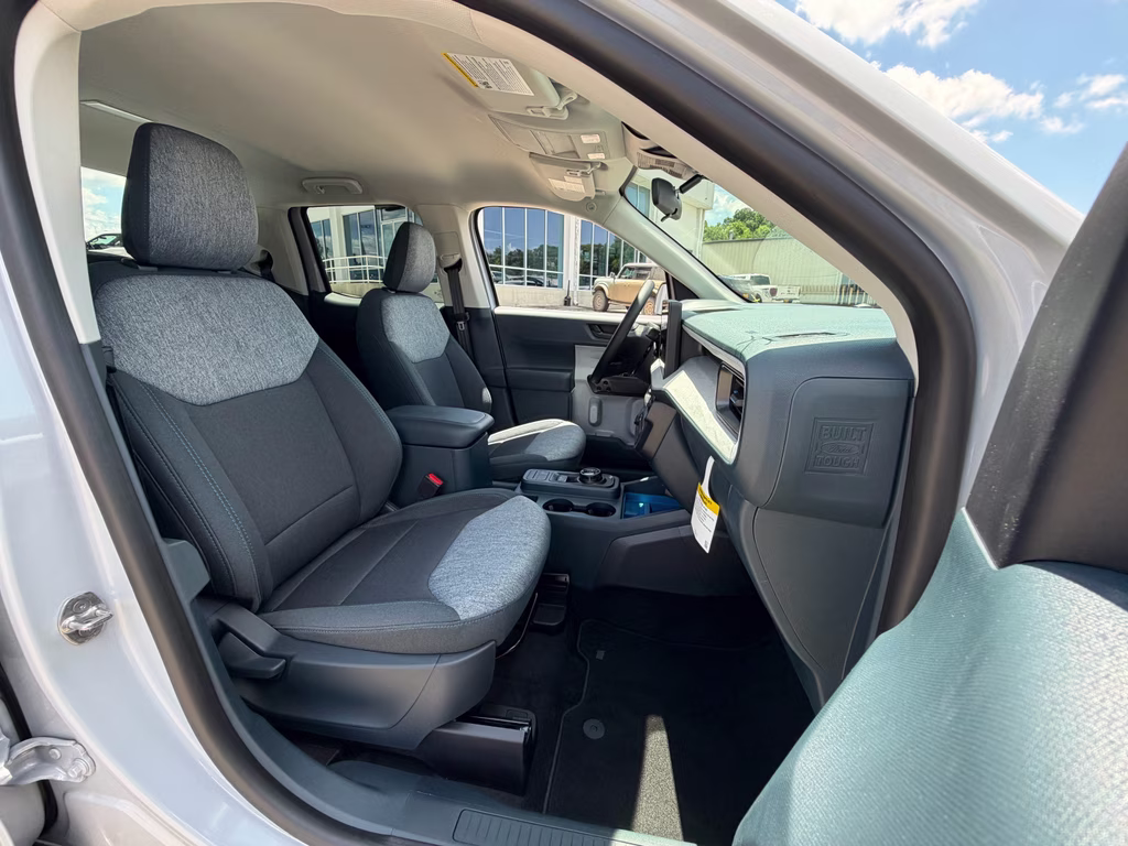 2026 Space White Metallic Ford Maverick XLT FWD Truck