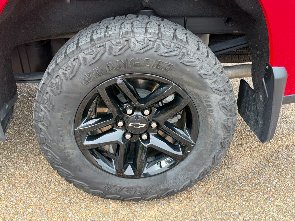 2025 Red Hot Chevrolet Silverado Custom Trail Boss 4X4 Truck
