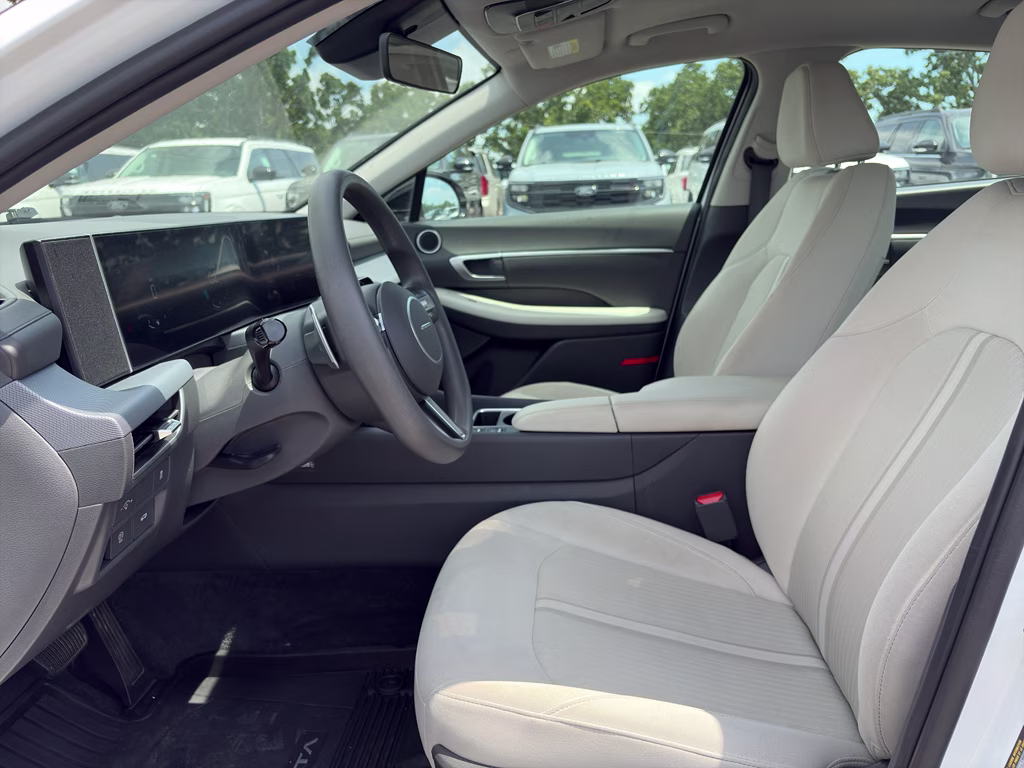 2025 Serenity White Hyundai Sonata SEL FWD Sedan