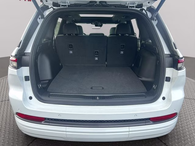 2026 Bright White Clearcoat Jeep Grand Cherokee Limited Reserve 4X4 SUV