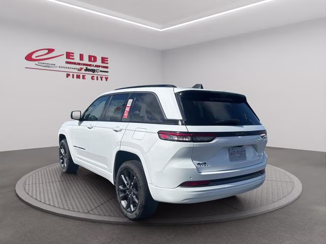 2026 Bright White Clearcoat Jeep Grand Cherokee Limited Reserve 4X4 SUV