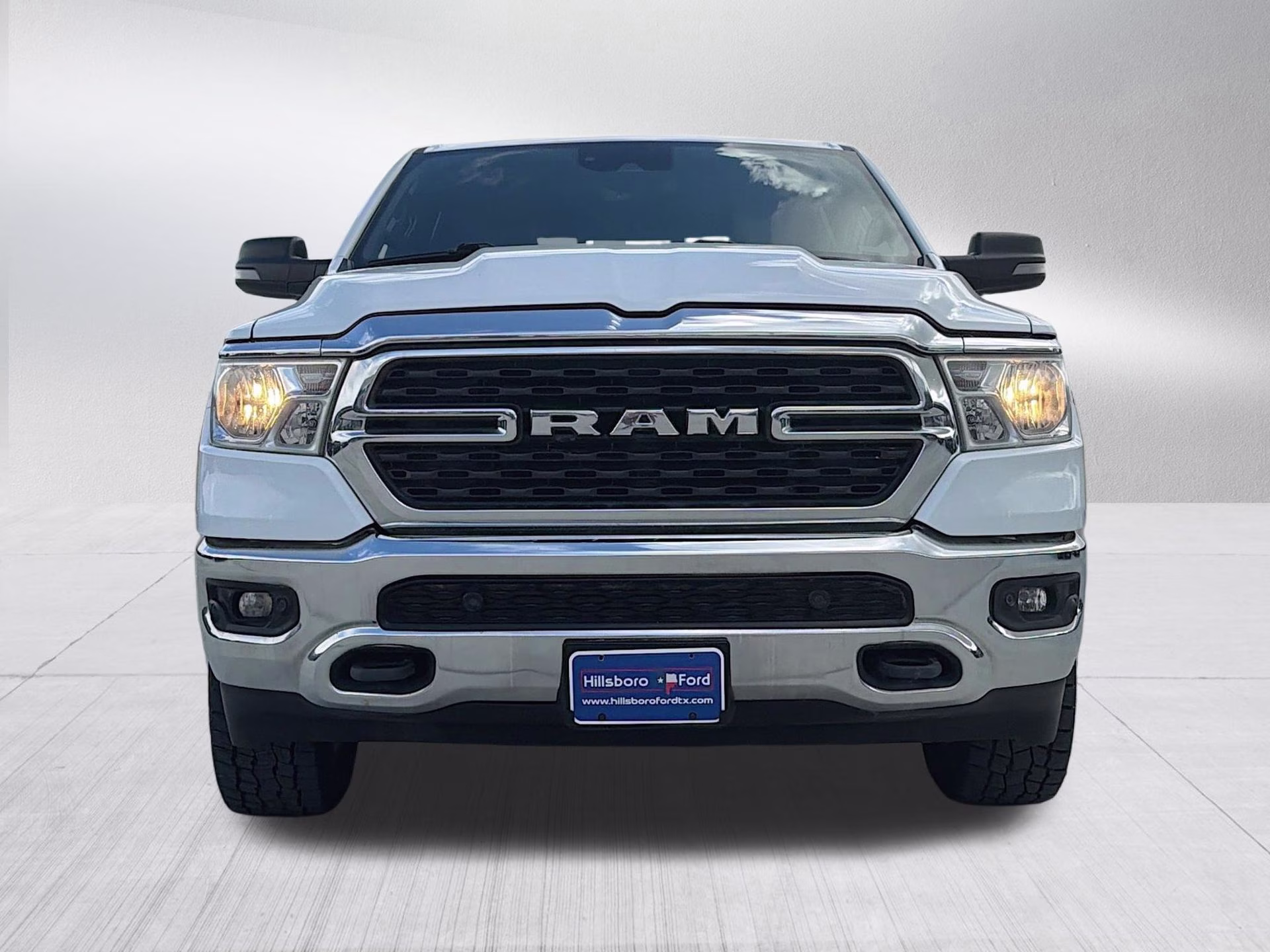 2023 Bright White Clearcoat Ram 1500 Big Horn/Lone Star 4X4 Truck